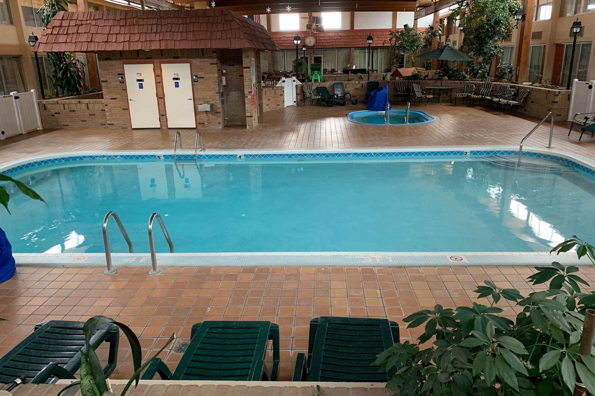 Travelodge By Wyndham Gaylord Eksteriør billede